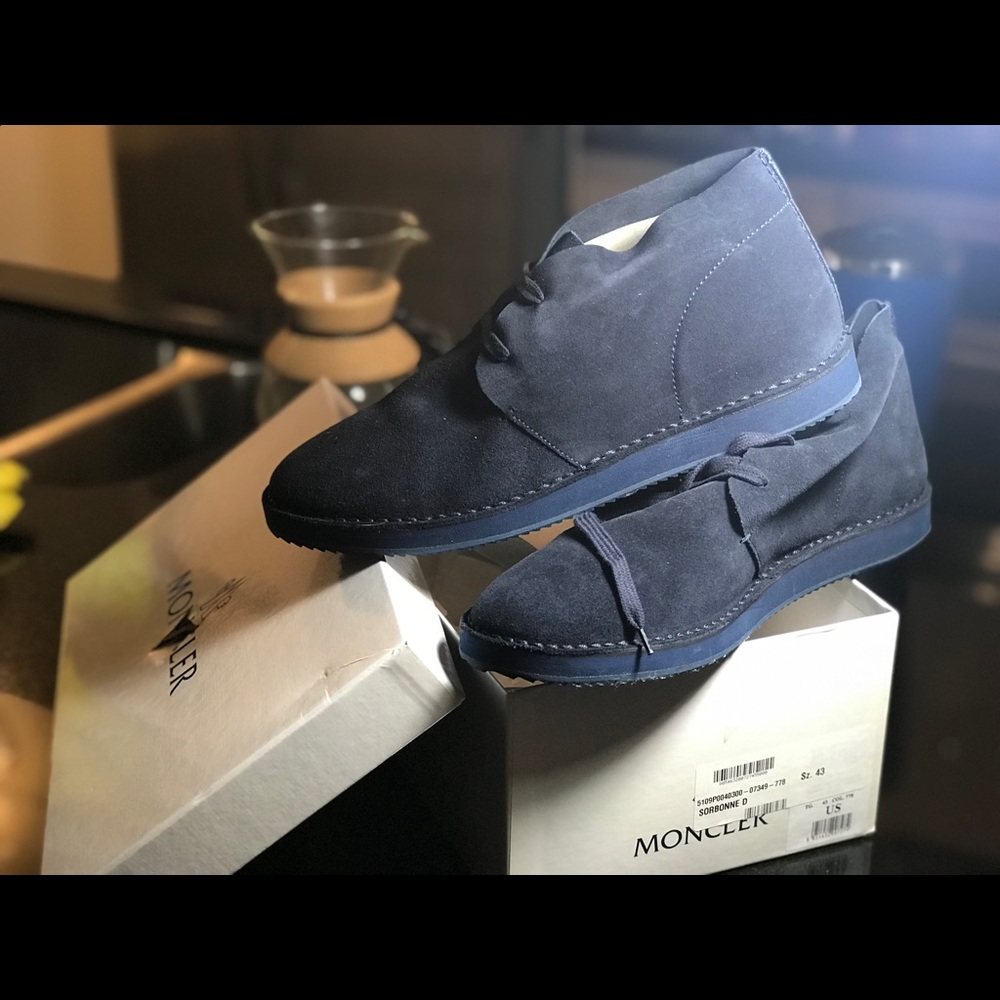 MONCLER SORBONNE D BLUE SUEDE SHOES (NEW)